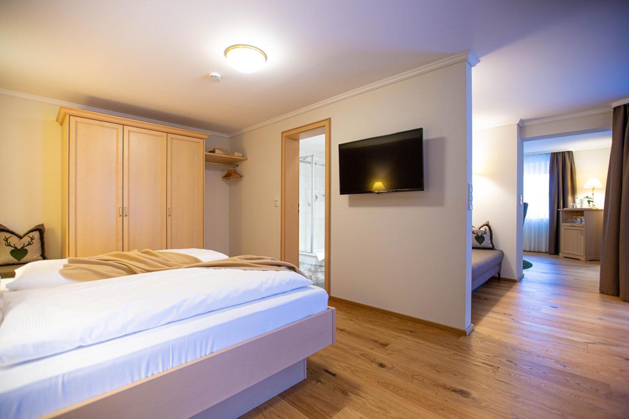 Flair Hotel Adlerbad Бад Петерстал-Грисбах Екстериор снимка