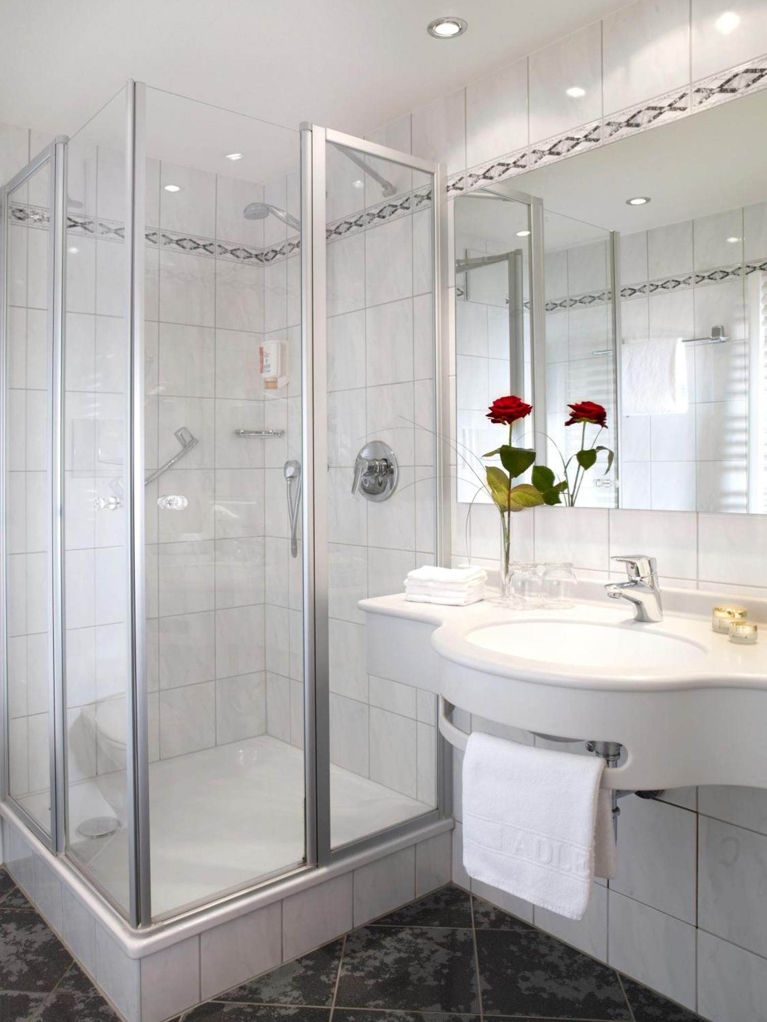 Flair Hotel Adlerbad Бад Петерстал-Грисбах Екстериор снимка