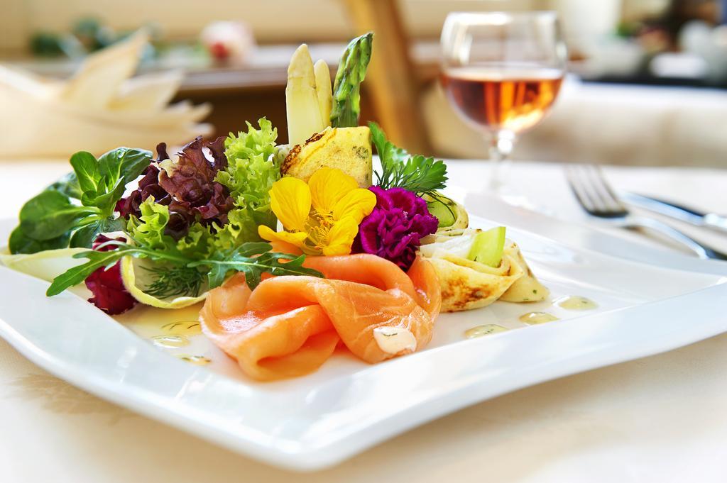 Flair Hotel Adlerbad Бад Петерстал-Грисбах Екстериор снимка